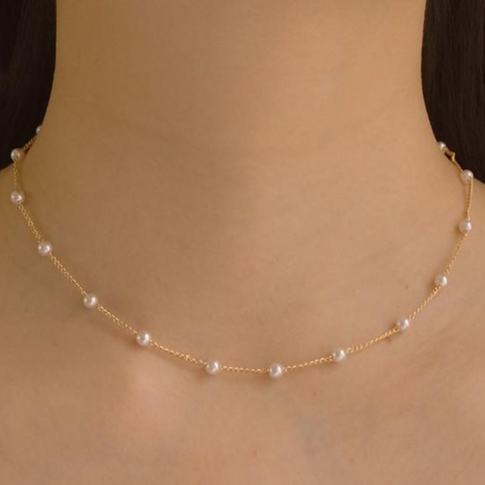 DAINTY PEARL NECKLACE
