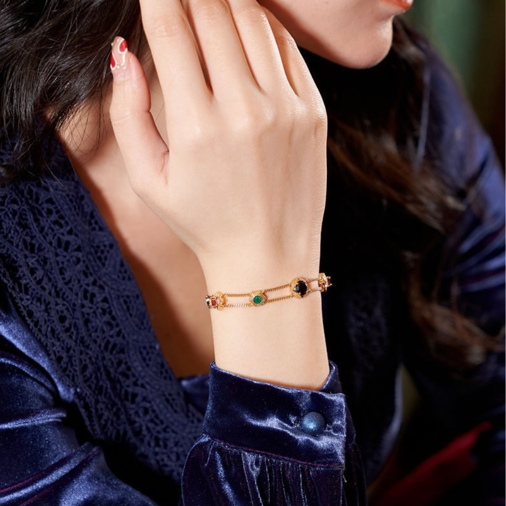 MEDIEVAL JEWELRY SET