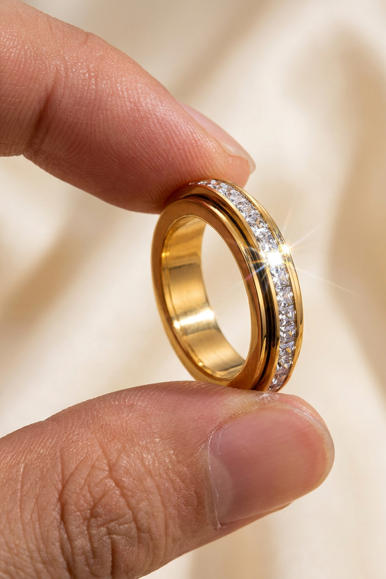 Crystal Anxiety Band Calma Spinner Ring