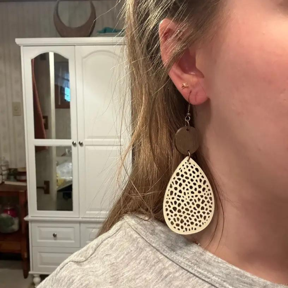 VINTAGE HOLLOW EARRINGS (PAIR)