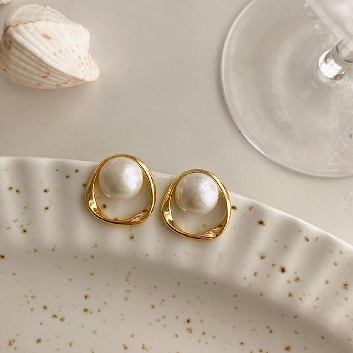 BIG PEARL EARRINGS (PAIR)