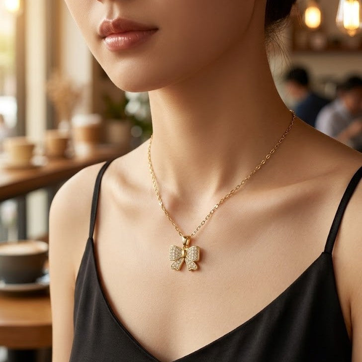 Bow pendant zircon Necklace