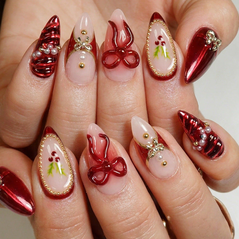Kirsch-Nagelpresse auf Nägel