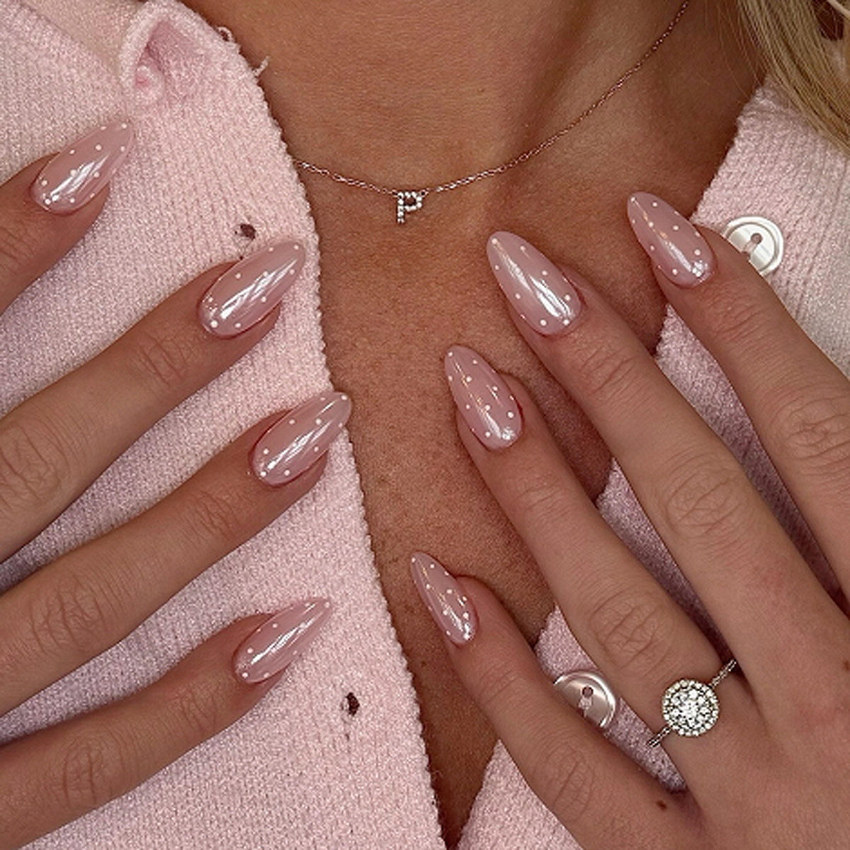 Hailey dot press on nails