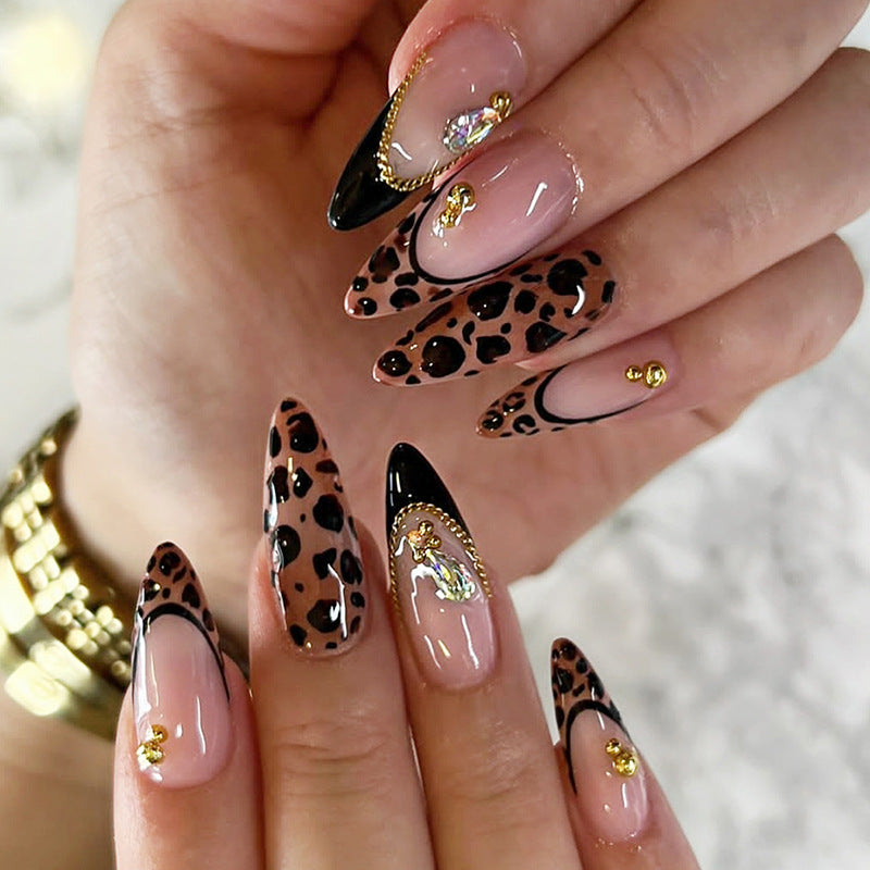Leopard smudge press on nails
