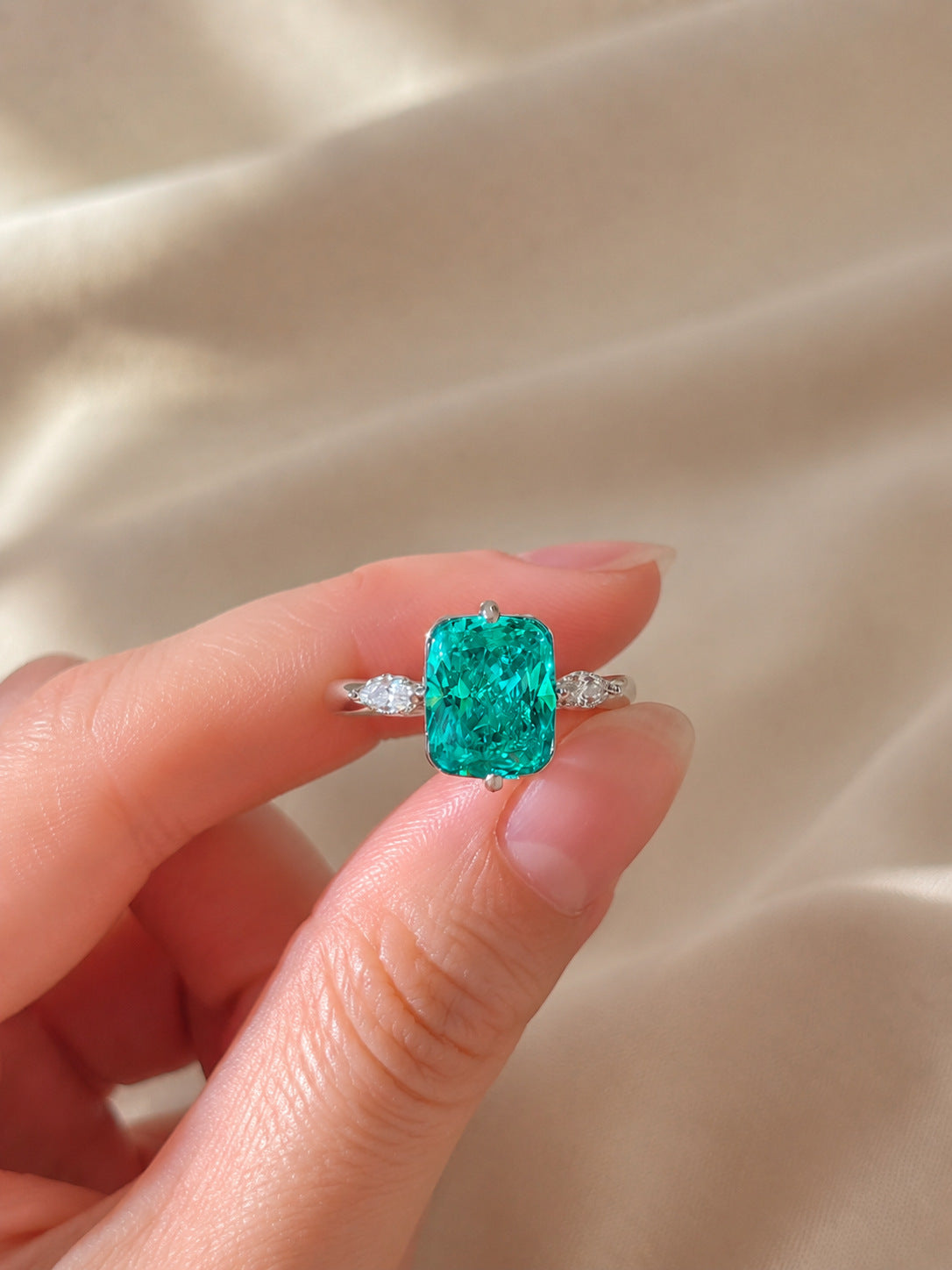 Paraibatan Radiant Ice Flower Cut Vintage Sugar Cube  Open Adjustable Ring