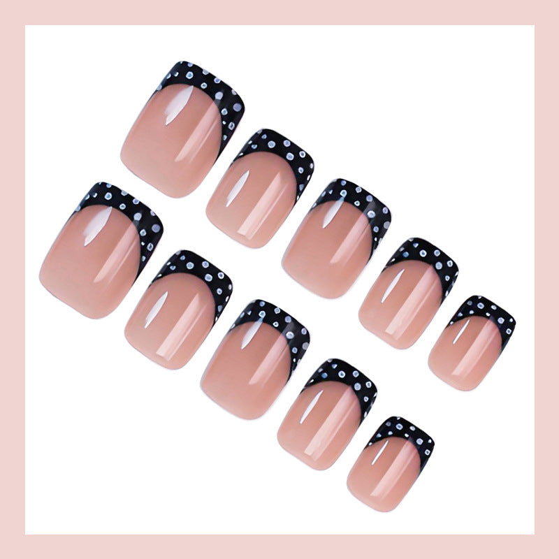 Short square polka dot French press on nails
