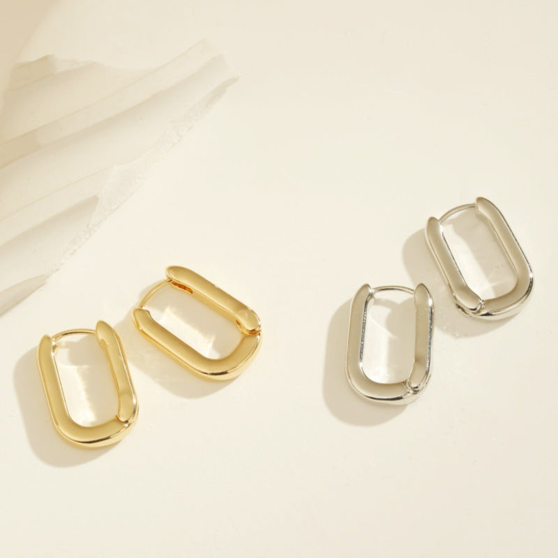 U-shaped Classy earrings