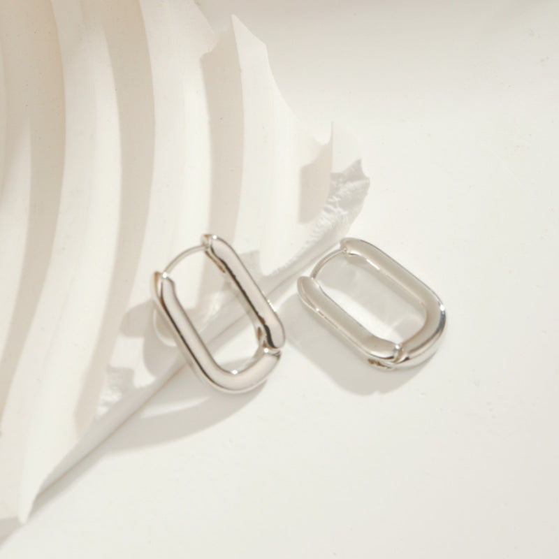 U-shaped Classy earrings