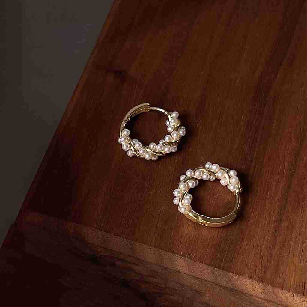 Wreath Fresh Water Pearl Earrings