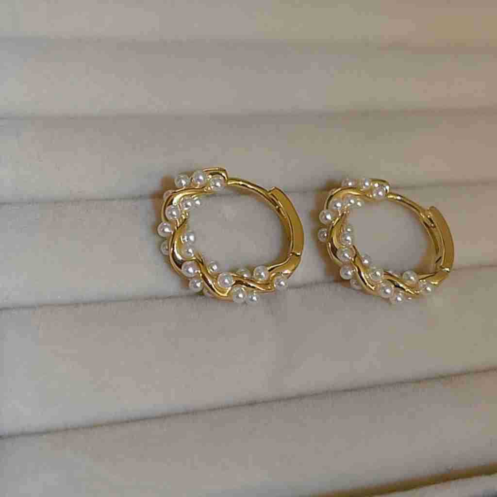 Wreath Fresh Water Pearl Earrings