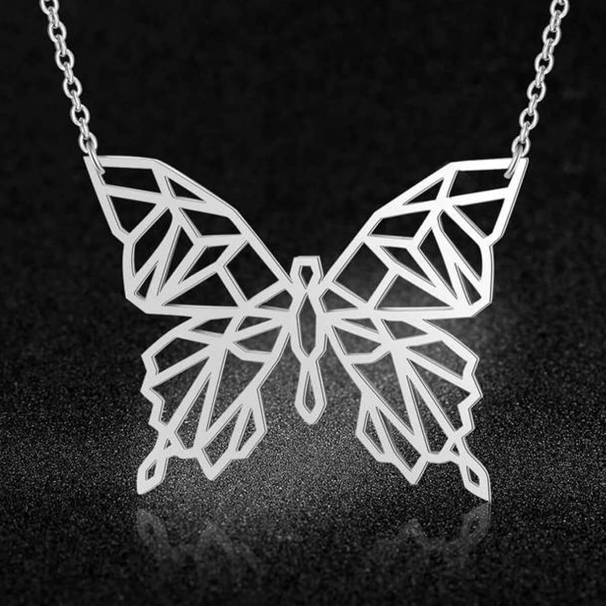 WILDLIFE FASHION NECKLACE